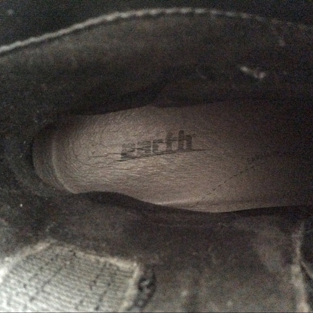 Earth Drumlin Black ankle booties - Picture 7 of 11